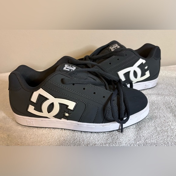 DC Net Skate Shoes Black Men’s Size 9 - Picture 1 of 6